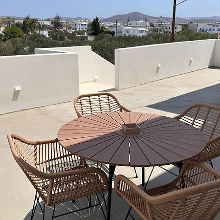 Aristotle Suites Adamantas  Luaran gambar