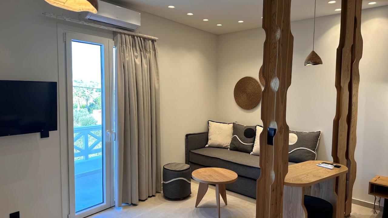 Aristotle Suites Adamantas  Luaran gambar